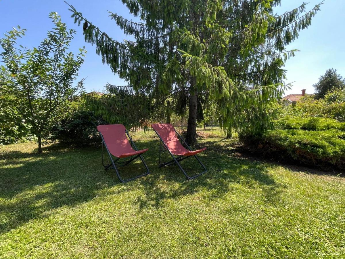 Chill Apartman Orosháza Esterno foto
