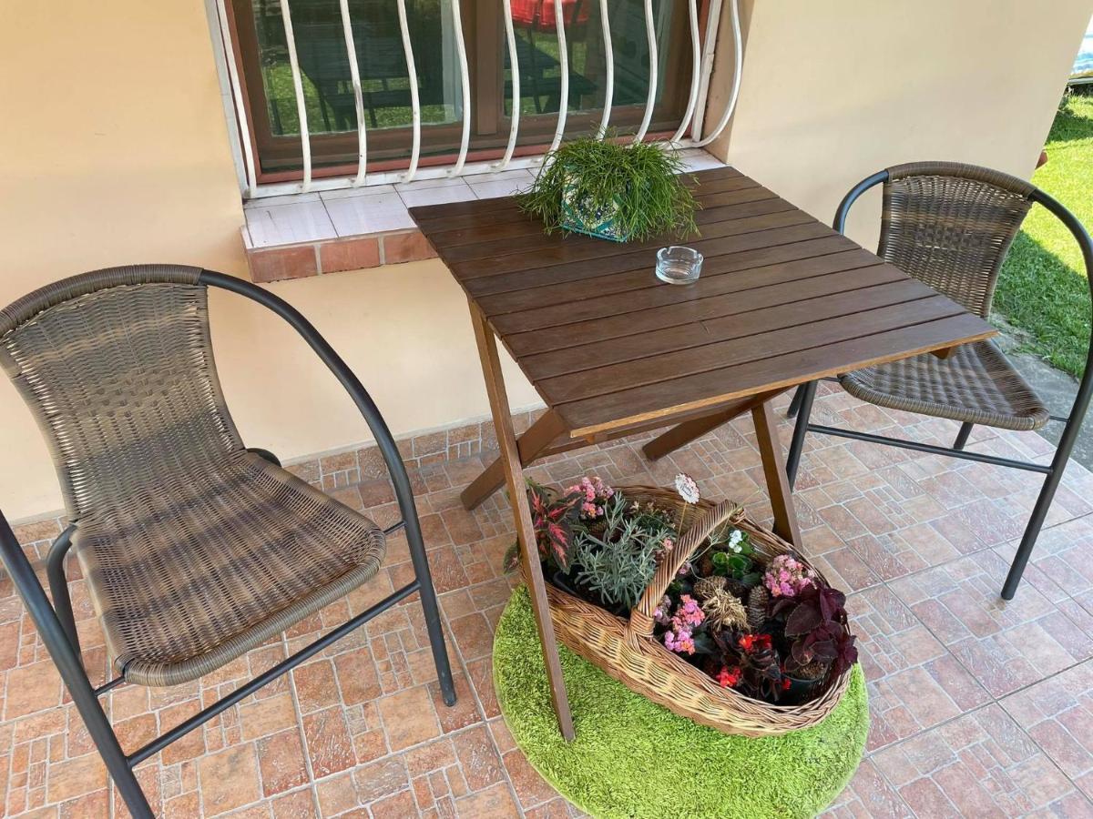 Chill Apartman Orosháza Esterno foto