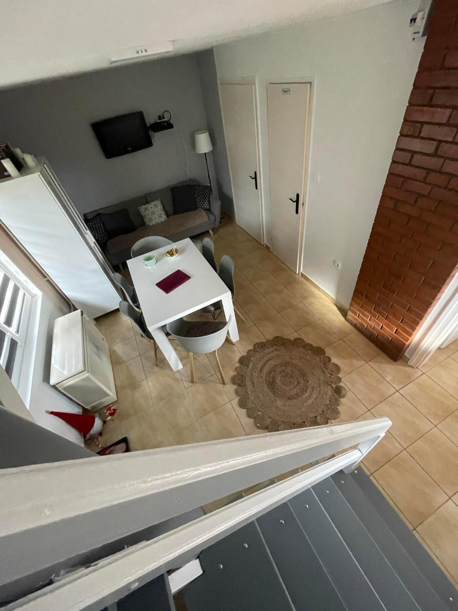 Chill Apartman Orosháza Esterno foto